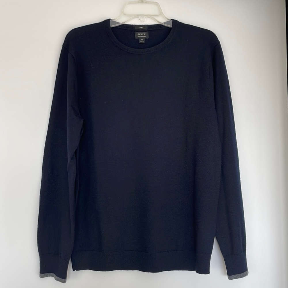 J Crew slim fit merino sweater navy contrast tip cuff sweater like new